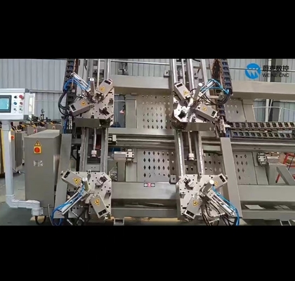 Machines voor het doorsteken van ramen en rivetten van aluminium