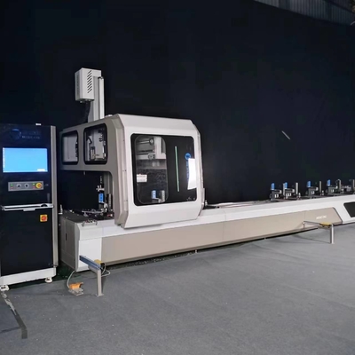 Hoogprecisie Aluminium 4-assige CNC-boren Fresserij ATC Bewerkingscentrum Venster deur maken machine met draaiende spindel