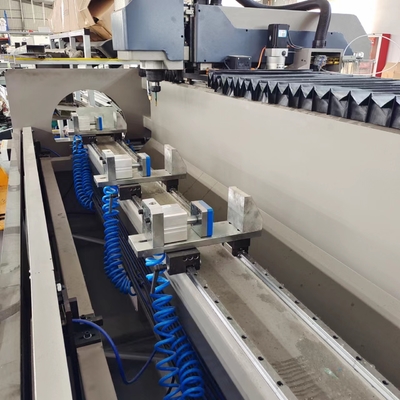 3000 mm CNC-boormachine voor aluminium 4 as Cnc-bewerkingscentrum