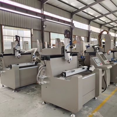 Aluminiumprofiel Vensters en deuren machine voor CNC-boren freesmachine met 3-assige besturing