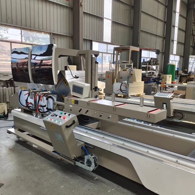 Zaagmachine van het digitale Vertonings de Dubbele Hoofdaluminium met 500mm het Blad van de Diameterzaag