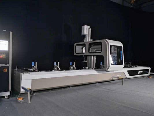 CNC-boorwerk Fressing Tapping Cutting End Fressing on Alu Profile Machine CNC-bewerkingscentrum met 4 gecontroleerde assen