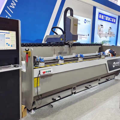 3+1 Axis CNC-bewerkingscentrum