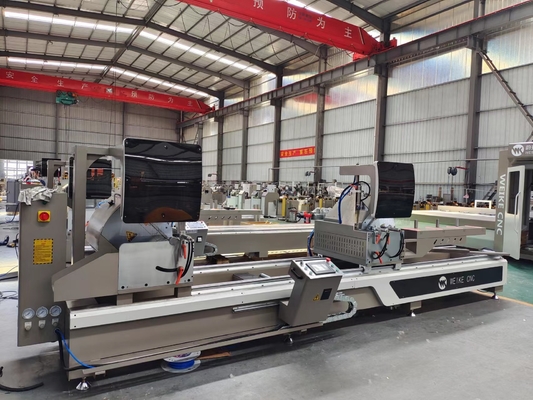 CNC UPVC het Aluminiumknipsel zag Vensterdeur makend tot Machines Dubbel Hoofd