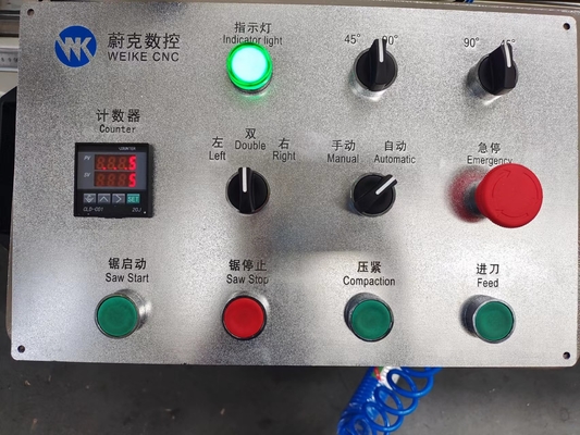 Digitaal display Dubbele mitre afsnijden zag voorblad zaagmachine voor aluminium en UPVC