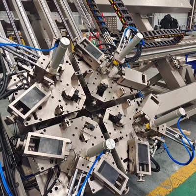 CNC 4 Hoofd Aluminium Profiel Hoek Crimping Machine voor professionele oversized deuren en ramen