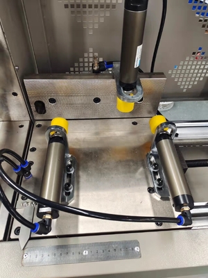 Aluminiumhoekverbindingsprofiel snijmachine met voedings- en snijfunctie