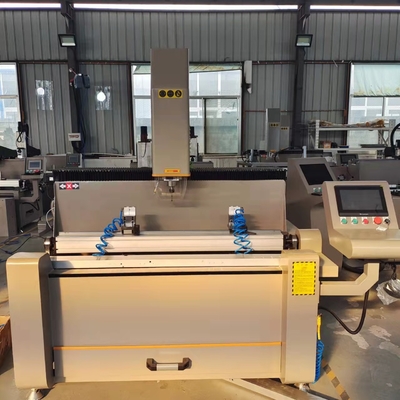 1200 mm aluminium machine voor het maken van ramen en deuren Cnc kopieerrouter frees- en boormachines voor het maken van aluminium