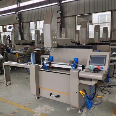 Kleine aluminiumruitmachines CNC kopieerroutermachine voor aluminiumruitprofiel boren frezen