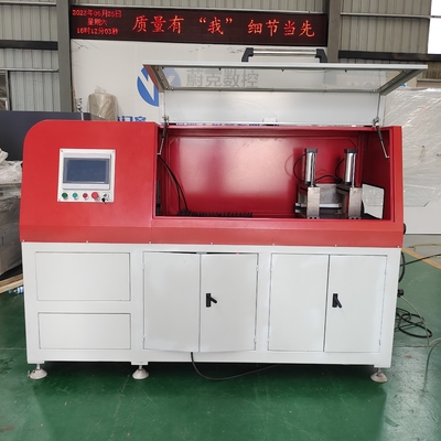 CNC-servo-afvoermachine voor het snijden van massief aluminiumprofiel met 90 graden snijmachine