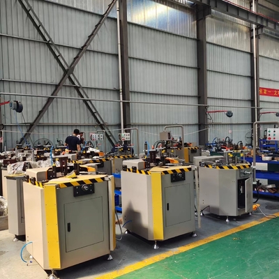 160 mm hoekkrimpmachine met pneumatische krimp voor aluminium vensterdeur