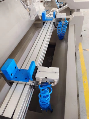 Hoogprecisie CNC-boorfreesmachine voor aluminiumprofiel CNC-kopieerrouter voor aluminium