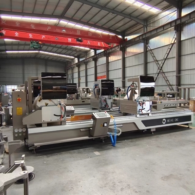 Motoriseerde dubbele kop mitre zag DELTA CNC gecontroleerd aluminium UPVC snijmachine met 550 zaagblad