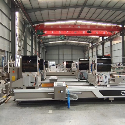Motoriseerde dubbele kop mitre zag DELTA CNC gecontroleerd aluminium UPVC snijmachine met 550 zaagblad
