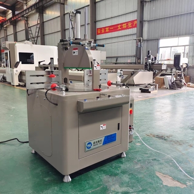 650 mm zaagblad enkelkop CNC-snijmachine Aluminium snijmachine elke hoek