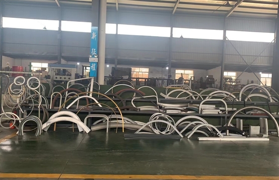 Automatische Aluminium raam van de venster deur buigmachine CNC