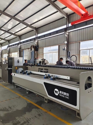 Automatisch bewerkingscentrum van aluminium voor de verwerking van raam- en deurprofielen