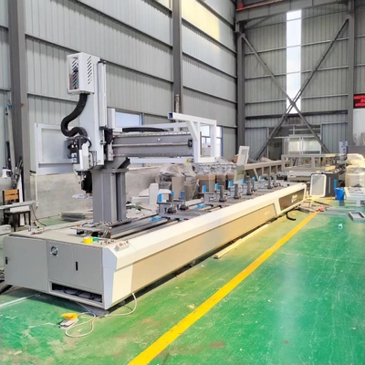 4-assig cnc-bewerkingscentrum voor aluminium