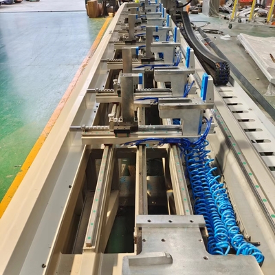 4-assig cnc-bewerkingscentrum voor aluminium