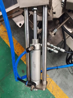 Cnc Hoek Plooiende Machine voor Aluminiumdeur en Vensterprofiel