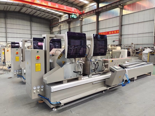 De Zaagmachine Dubbele Hoofdzaagmachine van het aluminiumprofiel